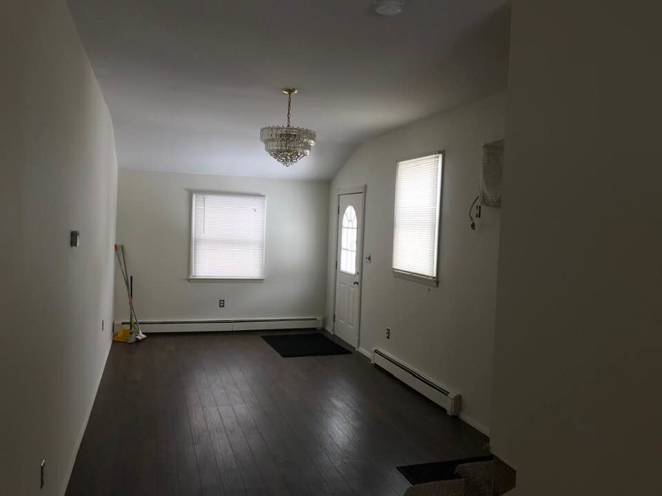 Primary Photo - 23 Bedford Ave