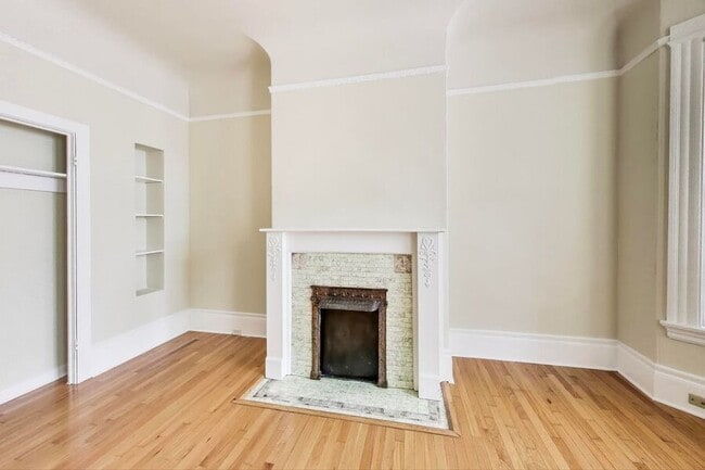 Foto del edificio - 528 Ashbury St