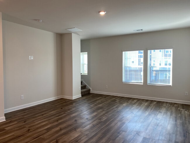 Foto del edificio - Room in Townhome on Tears Ln