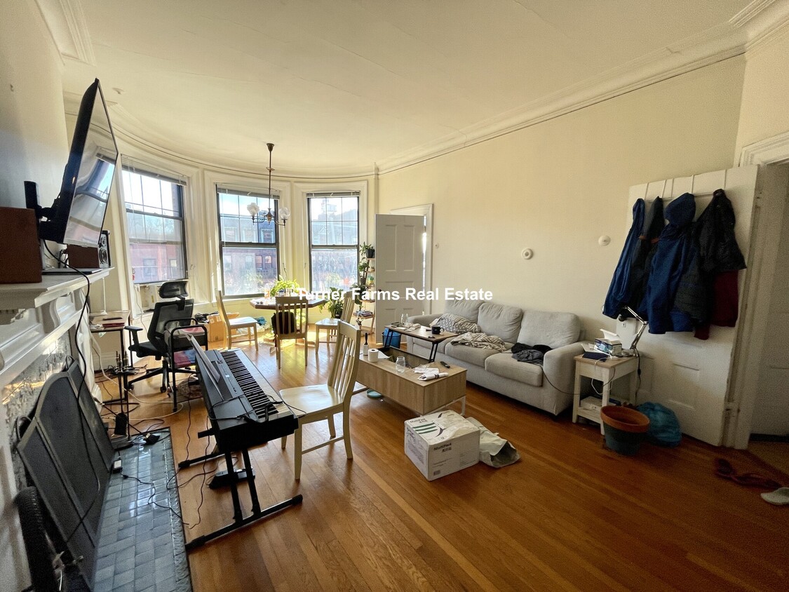 Foto principal - 464 Beacon St