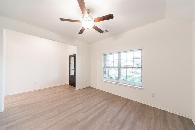 Foto del edificio - 3543 Britton Burrow Way