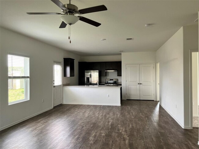 Foto del edificio - 7501 Ivy Trellis Trl