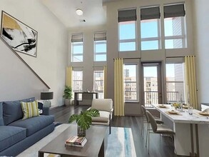 Building Photo - Viceroy Observatory Park