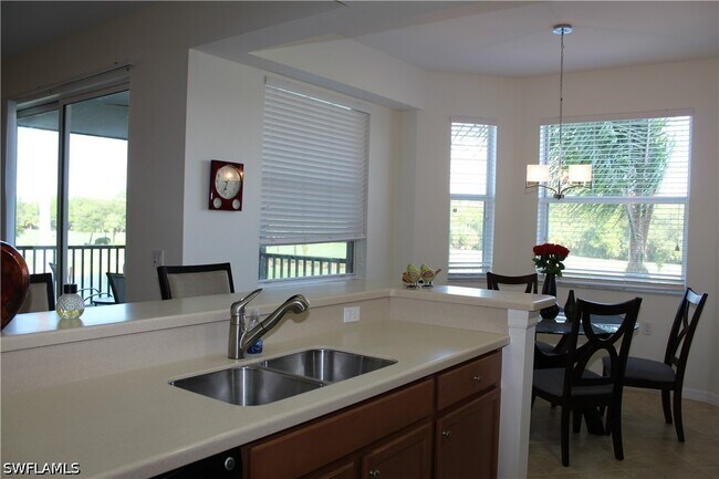 Foto del edificio - 10345 Heritage Bay Blvd