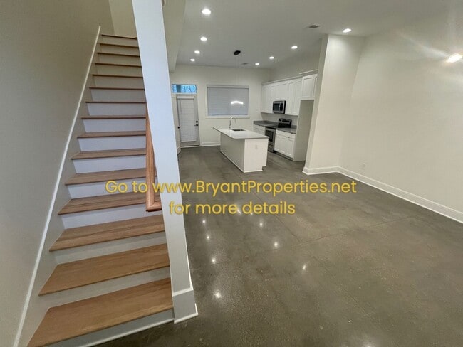 Photo - 1512 Yarra Street House