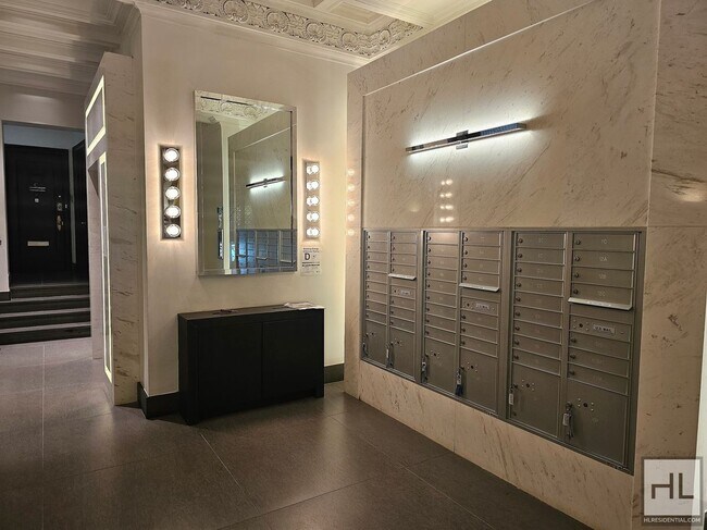 Foto del edificio - 2nd-Floor 1-Bedroom on the Upper West Side