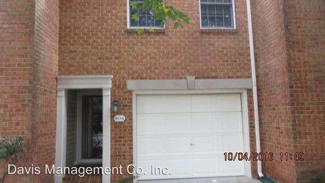Primary Photo - 604 Guy Ln