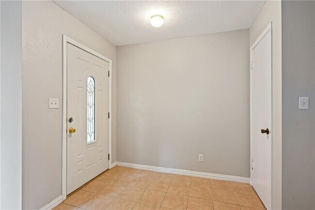 Foto del edificio - 9520 Quail Village Ln