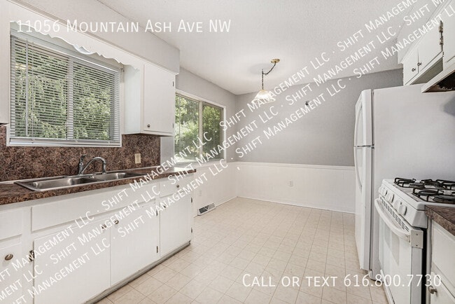 Building Photo - 11056 Mountain Ash Ave NW