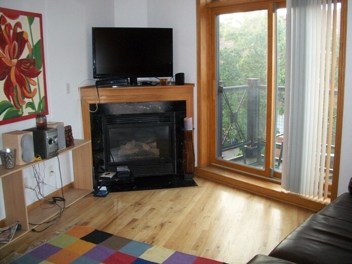 Primary Photo - 863 W Buckingham Pl