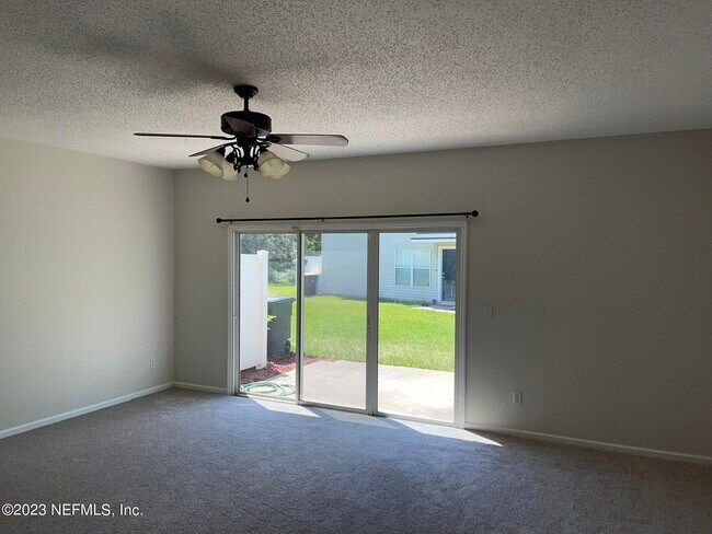 Foto del edificio - 8605 Tower Falls Dr