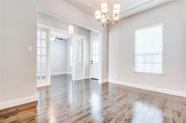 Building Photo - 1100 Moonstone St