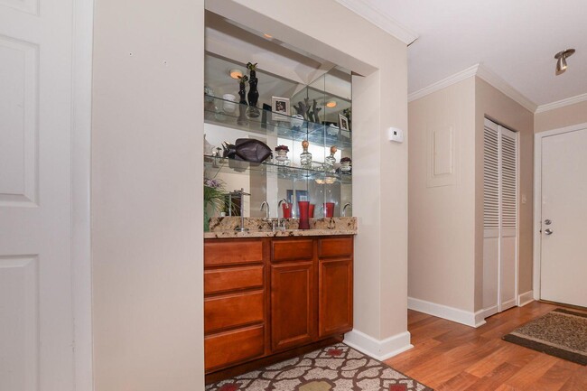 Building Photo - 2050 Oleander Blvd