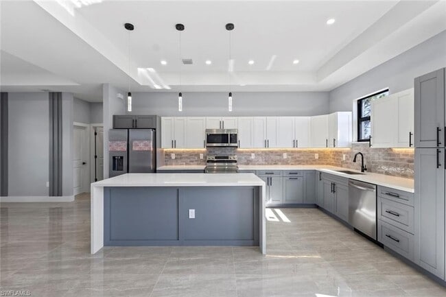 Building Photo - 3815 9th St SW