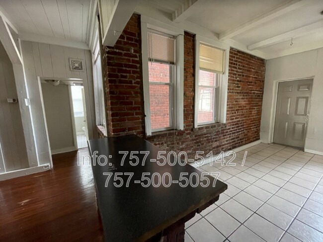 Foto del edificio - 622 Graydon Ave