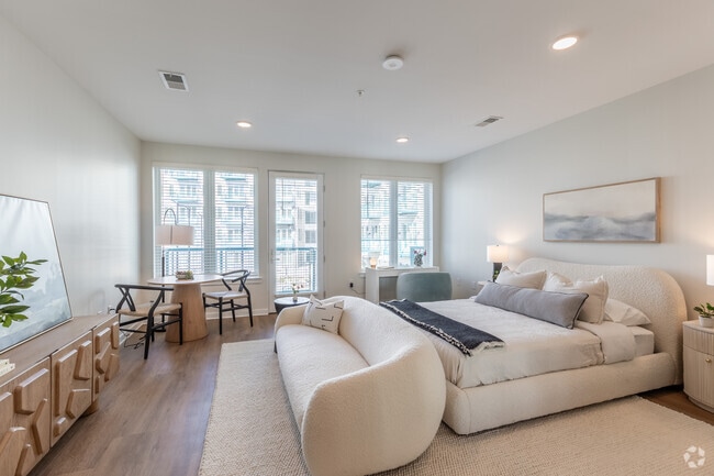 Studio - 583SF - Bedroom - Emblem Park