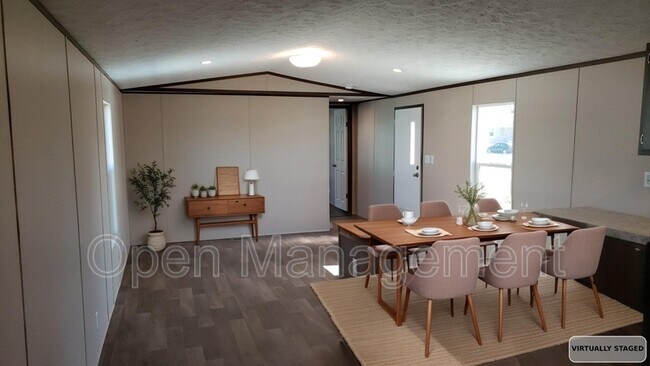 Foto del edificio - 120 Terry Blvd