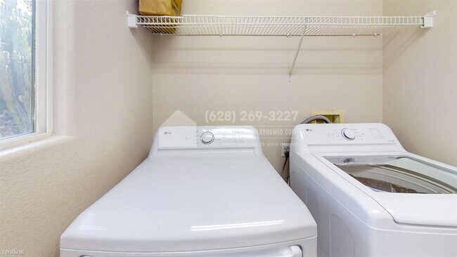 Building Photo - 5 br, 3 bath House - 4131 Shelter Cove Cou...