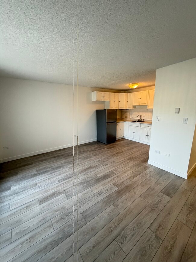 Building Photo - 1909 on 12th