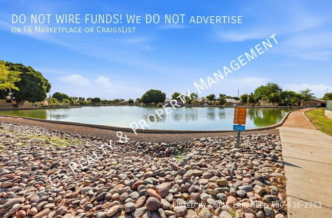 Foto del edificio - 10921 W Granada Rd