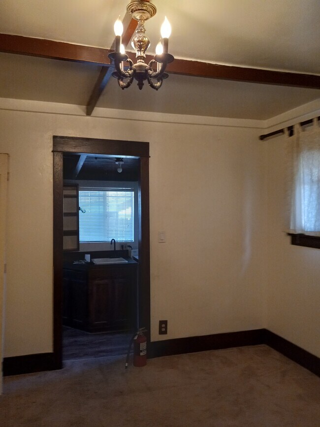 1202 N Spaulding Ave Unit 2, West Hollywood, CA 90046 Apartments in