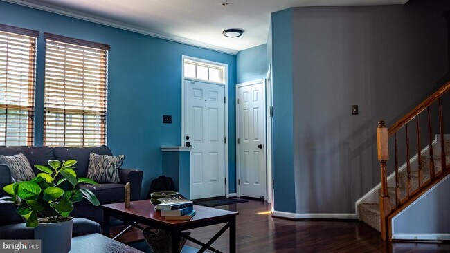 Foto del edificio - 2023 Lori Ln