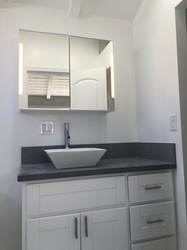 Building Photo - 4559 W 159th St