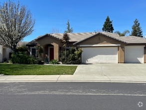 Building Photo - 1610 Bello Dr