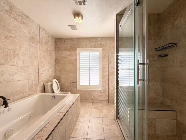 Building Photo - Nice House In Summerlin