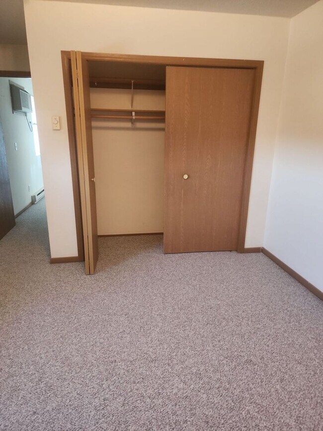 Foto del edificio - Spacious 3 Bedroom Apartment in Montgomery – $1,100/month