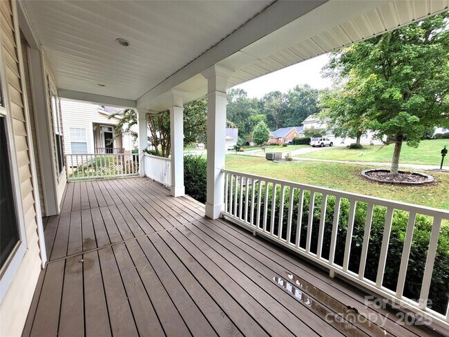 Foto del edificio - 5618 Branthurst Dr