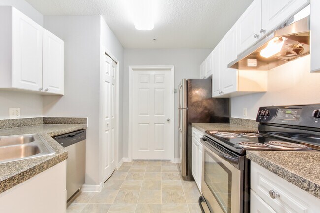 Premium Cypress Kitchen - Legends Winter Springs