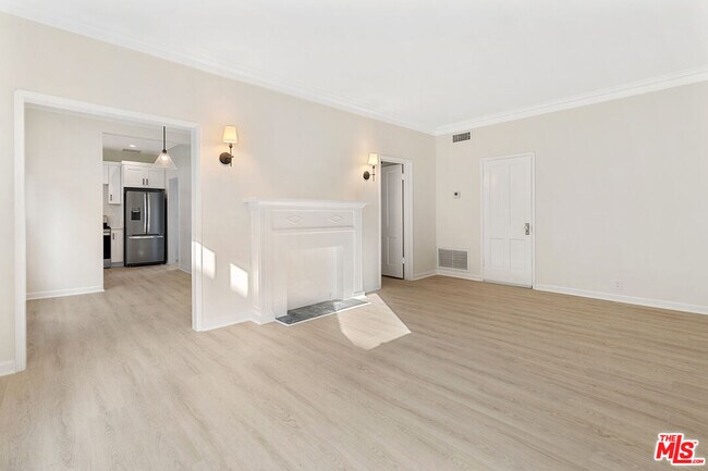 Foto del edificio - 837 N Alfred St