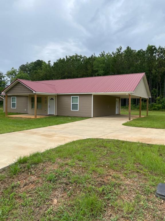 Primary Photo - 150 Silver Run Rd