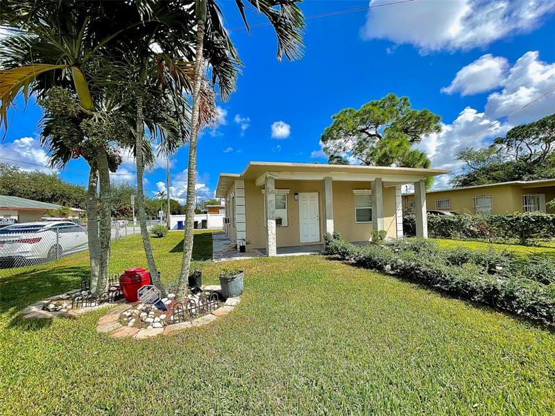 Foto del edificio - 844 NW 15th Ave