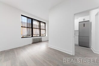 Building Photo - Washington Terrace