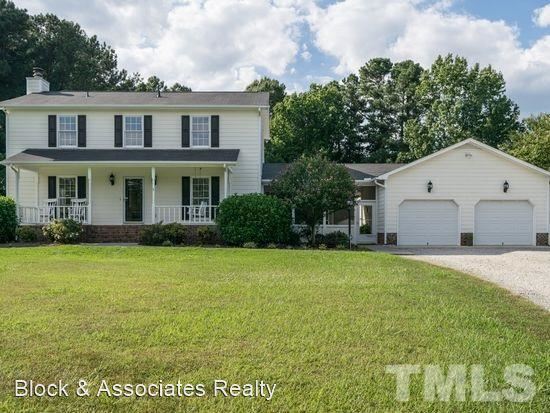 Foto principal - 3 br, 2 bath House - 102 Holly Creek Road