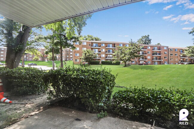 Foto del edificio - 6537 Hil-Mar Dr