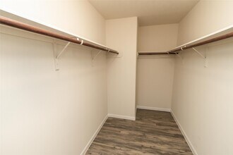 Building Photo - 75 Santa Barbara Dr