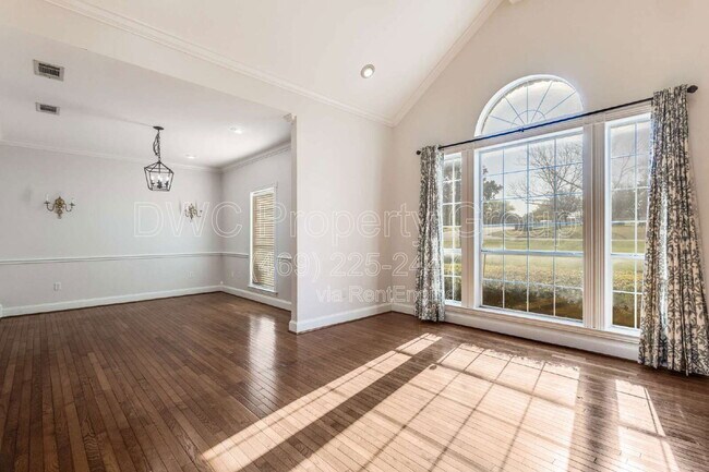 Foto del edificio - 3983 Peregrine Point