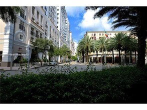 Building Photo - 55 Merrick Way