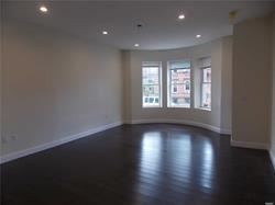 Foto del edificio - 2 br, 1 bath House - 423 Ashford St Fl 1