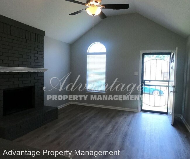 Building Photo - 3 br, 2 bath House - 7105 Amberly Way