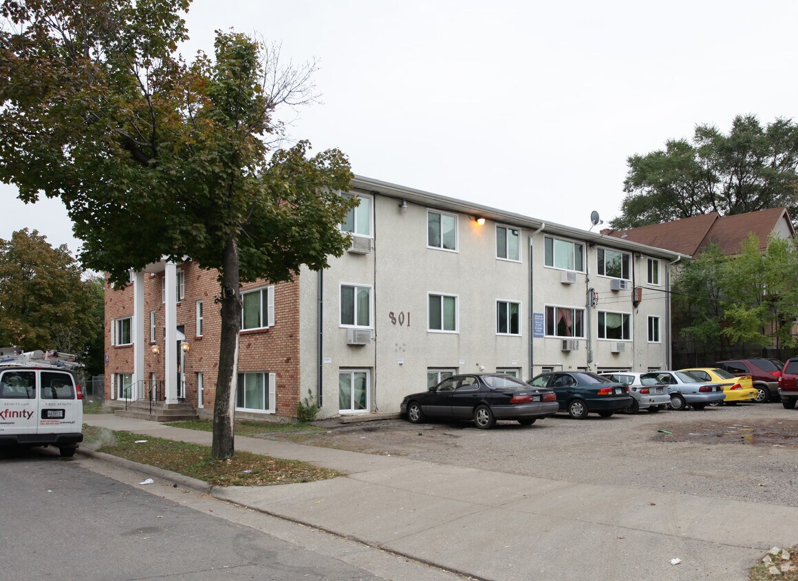 Foto del edificio - Aldrich Apartments | Near I-94 & Theodore Wirth