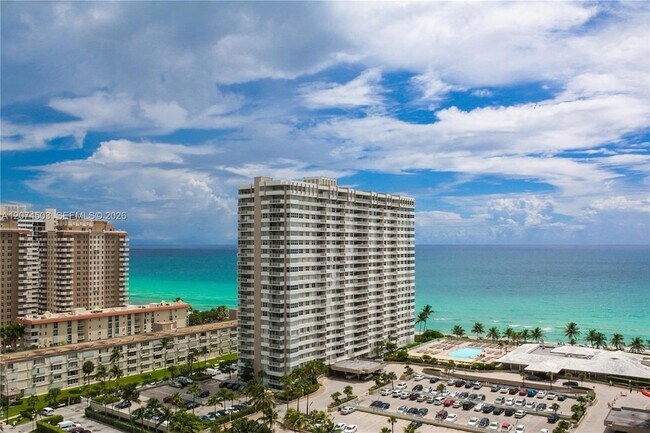 Foto del edificio - 1985 S Ocean Dr