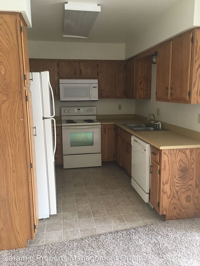 Building Photo - 3 br, 2.5 bath House - 1151 N 18th St