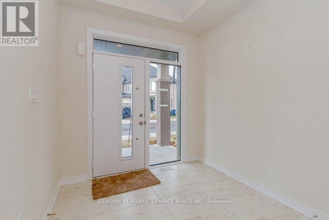 Building Photo - 166 Deerpath Dr