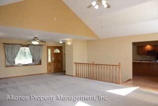 Building Photo - 13312 Cedarwood Dr