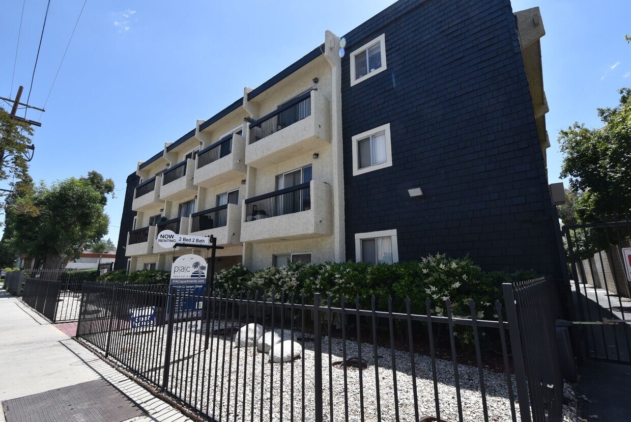 Foto principal - 21018 Gresham St