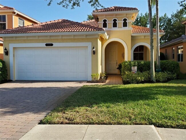 Building Photo - 10131 N Silver Palm Dr